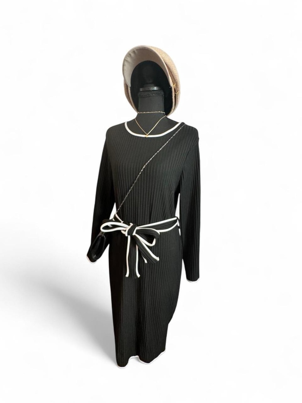 SHEIN Black Ribbed Long-Sleeve Knit Dress with White Trim